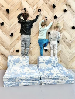 AK Athletic Equipment Soft Play Holiday Crash Couch